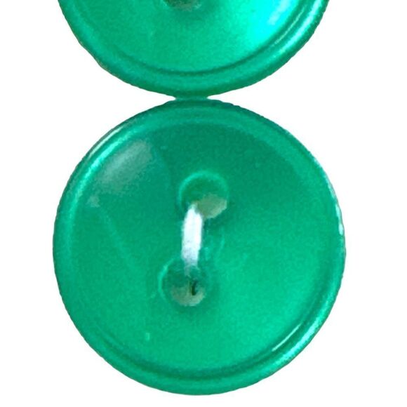 Lot of 24 green moon glow sew thru buttons 6 cards NOS 9/16th “ plastic - Picture 3 of 4